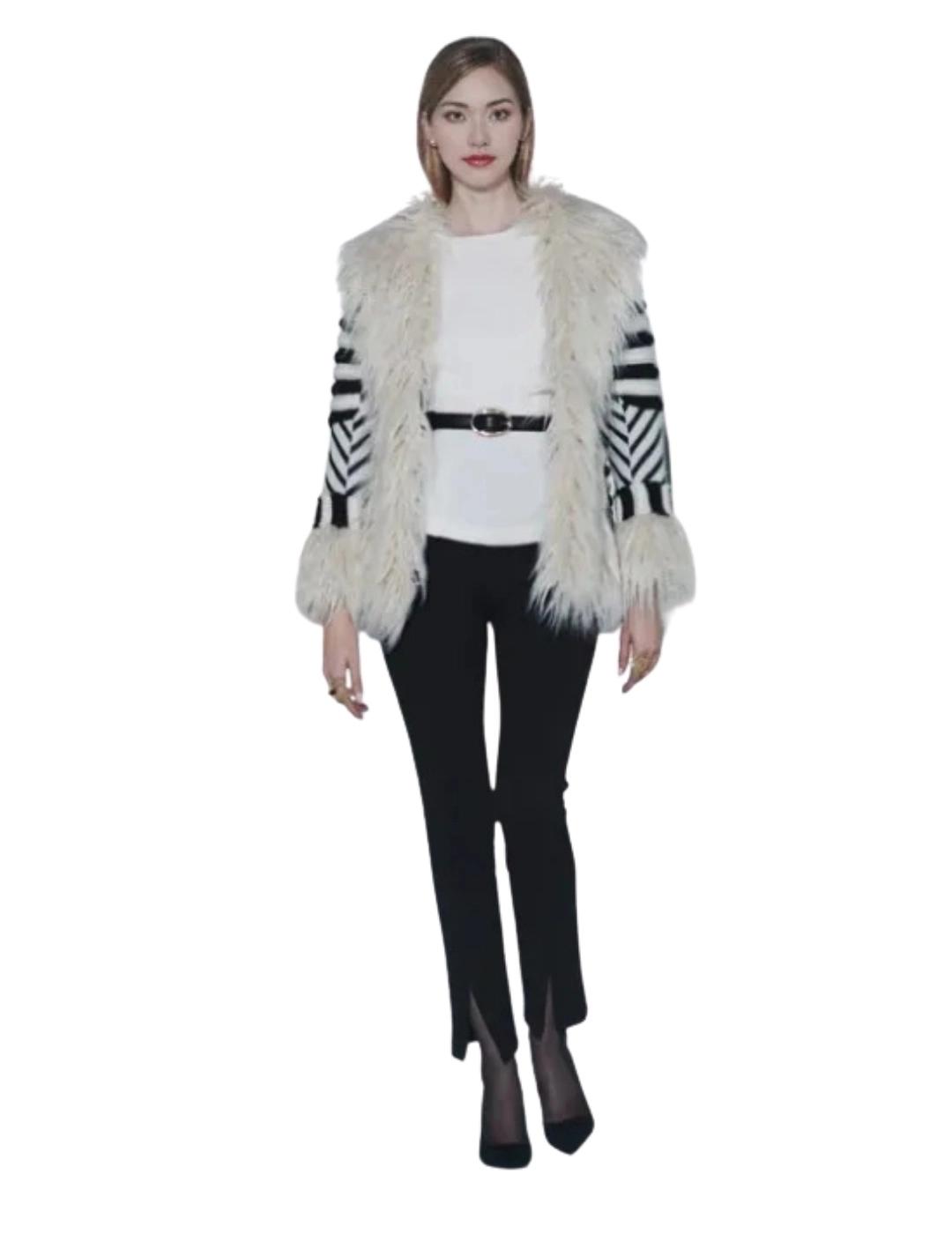 The Extreme Collection Abrigo Corto Alpaca Eleonor