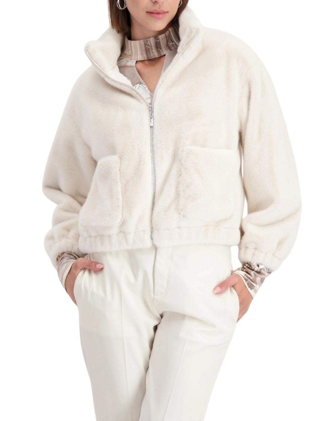 Monari Chaqueta corta de pelo Blanca