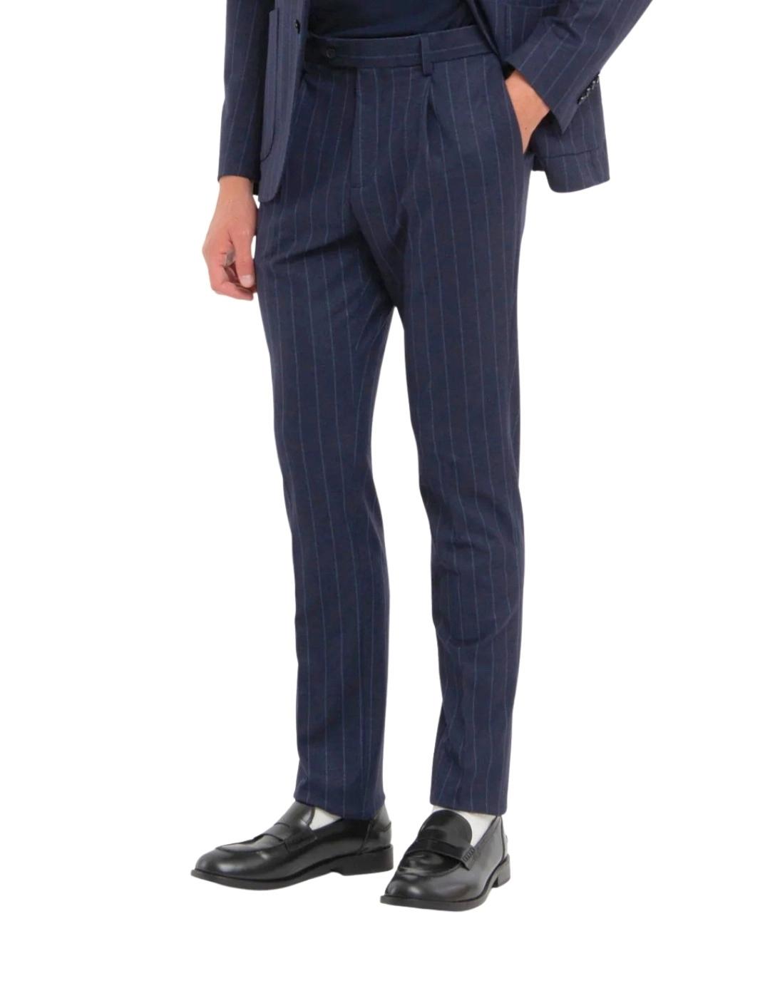 Manuel Ritz Traje Azul marino raya diplomática