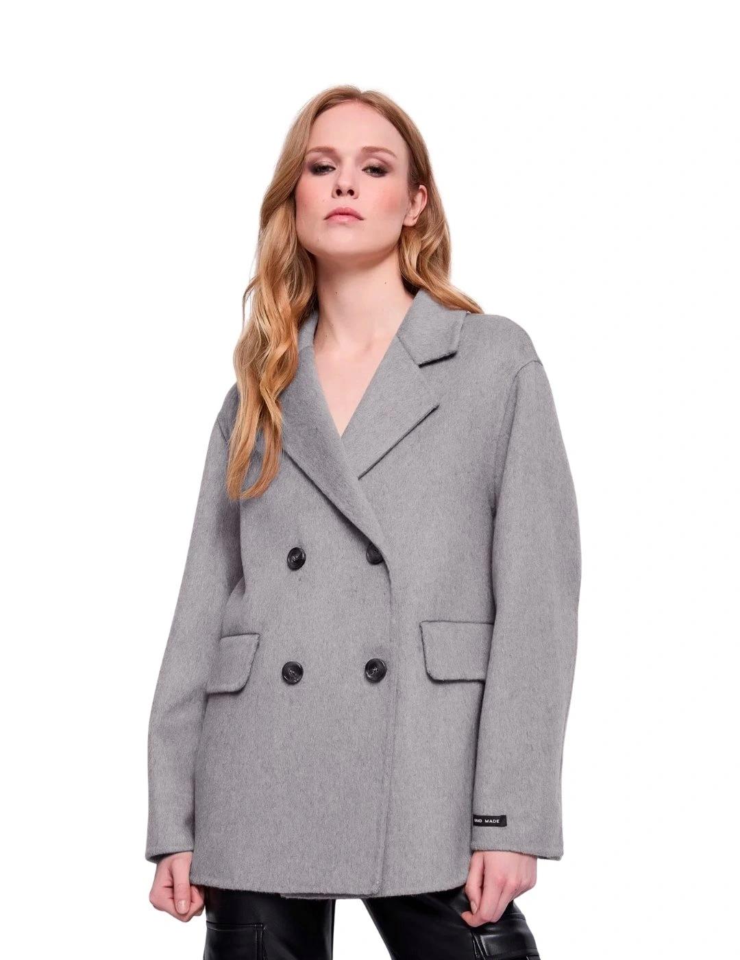 Gaudi Abrigo corto Gris