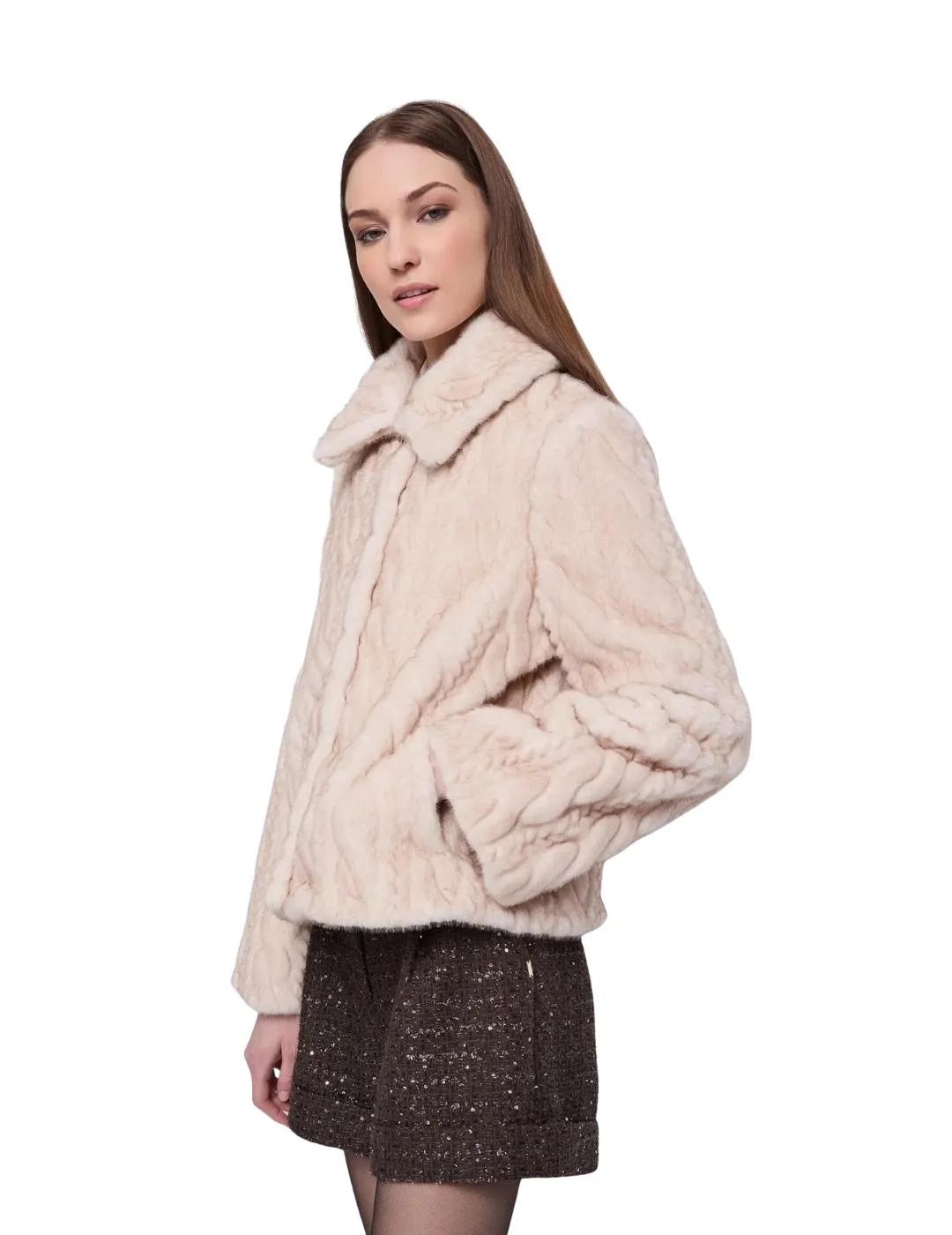Gaudi Chaqueta corta de pelo Beige