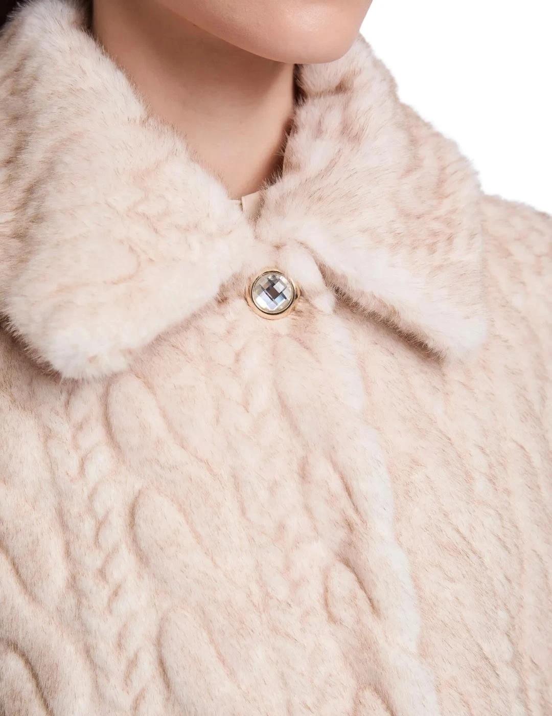 Gaudi Chaqueta corta de pelo Beige