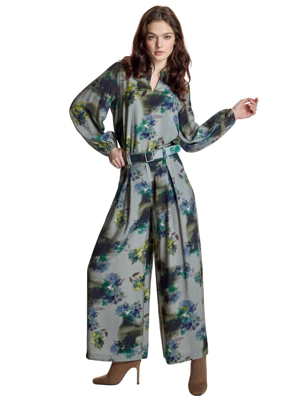 Alba Conde Blusa fluida con estampado floral