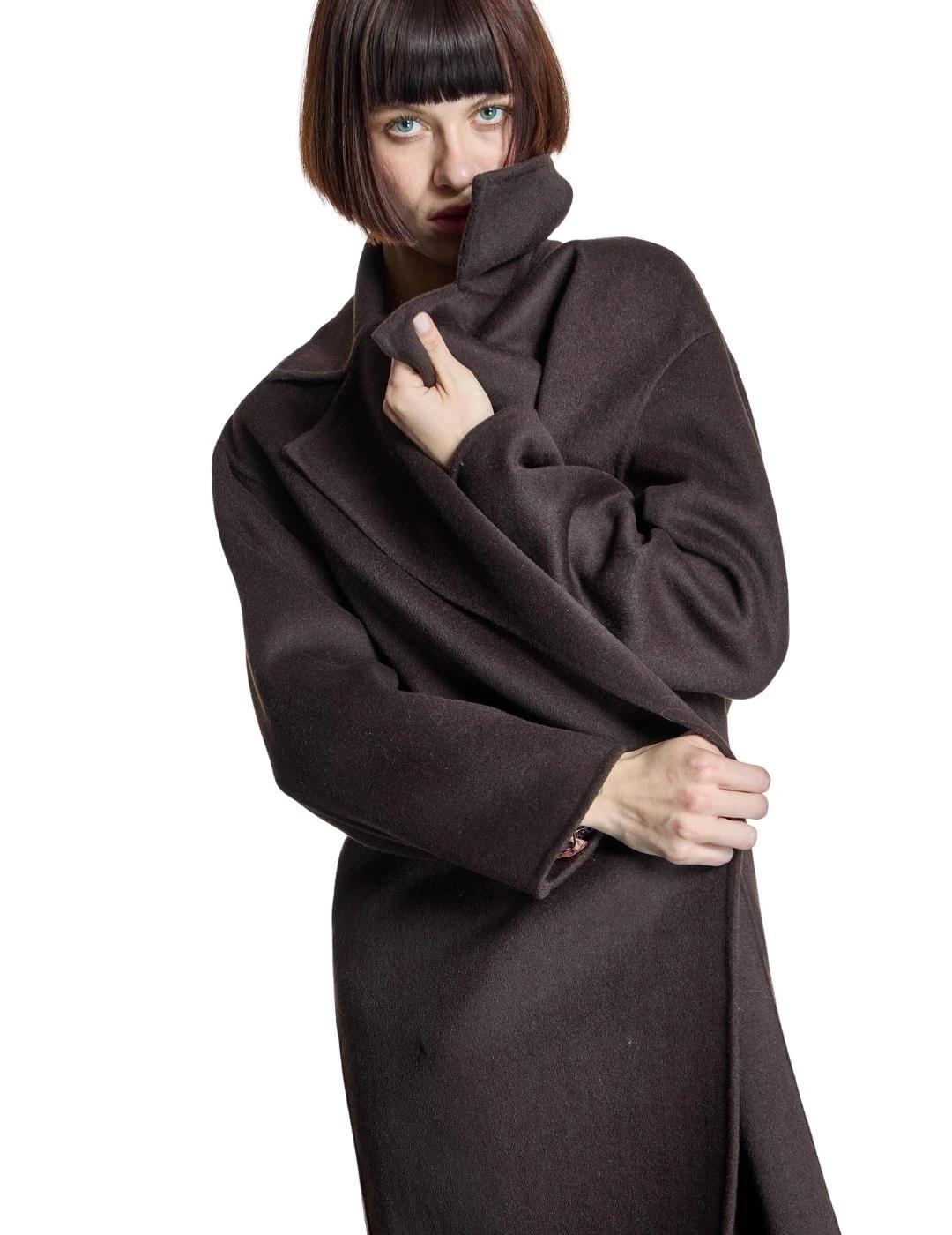 Alba Conde Abrigo largo Marrón chocolate