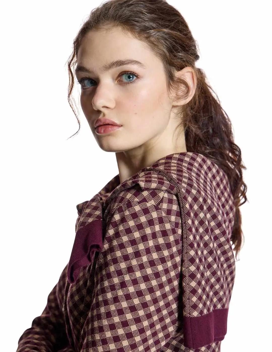 Alba Conde Chaqueta de punto Burdeos