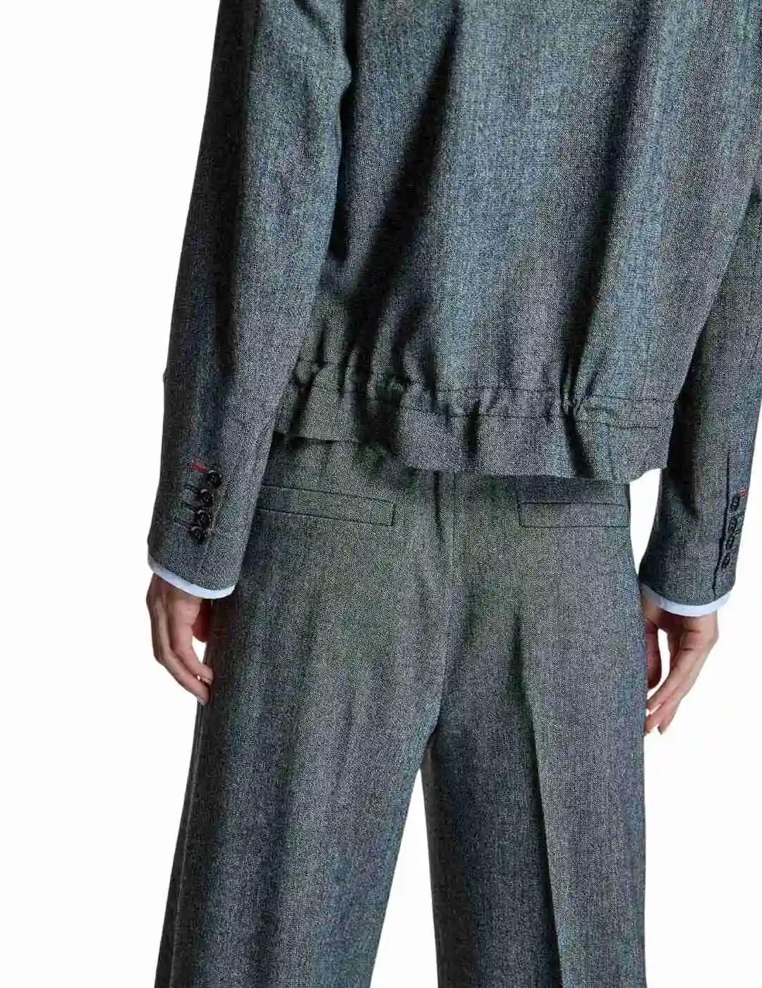 Alba Conde Chaqueta corta gris