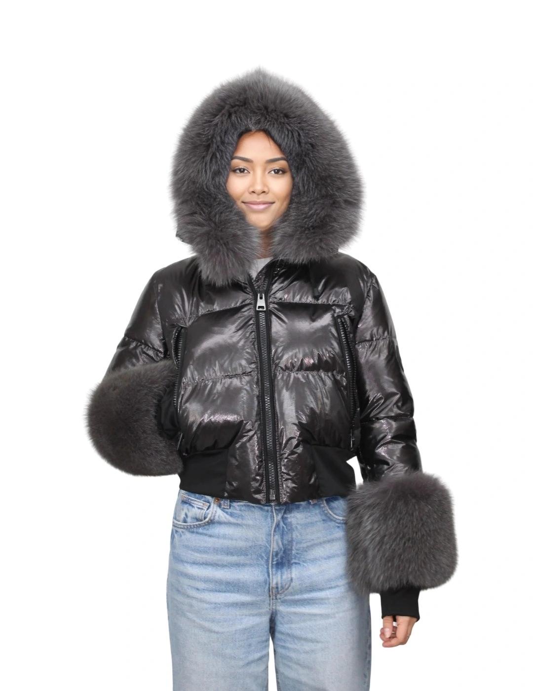 Flo&Clo Plumífero corto Metalizado con capucha