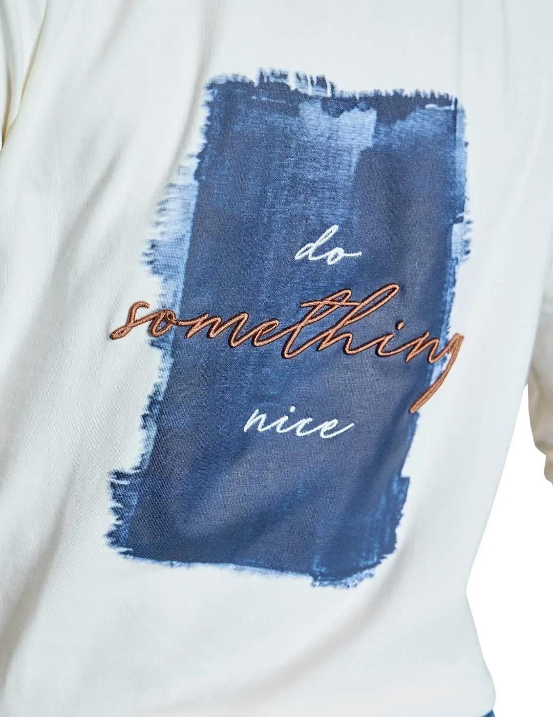 Alba Conde Camiseta Cruda con print azul