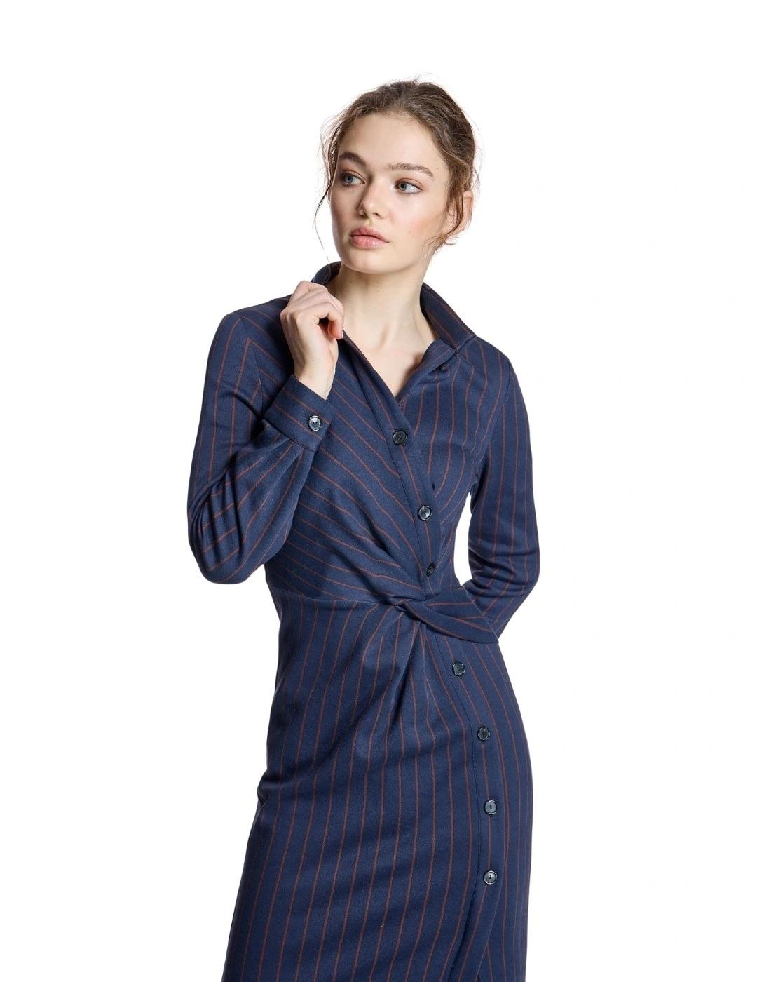 Alba Conde Vestido Marino de rayas