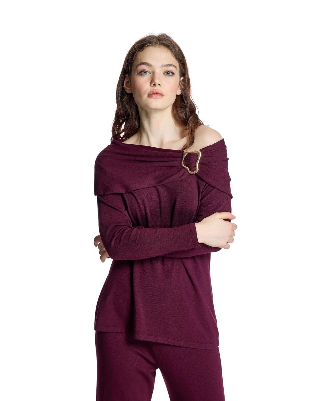 Alba Conde Jersey Burdeos con aplique