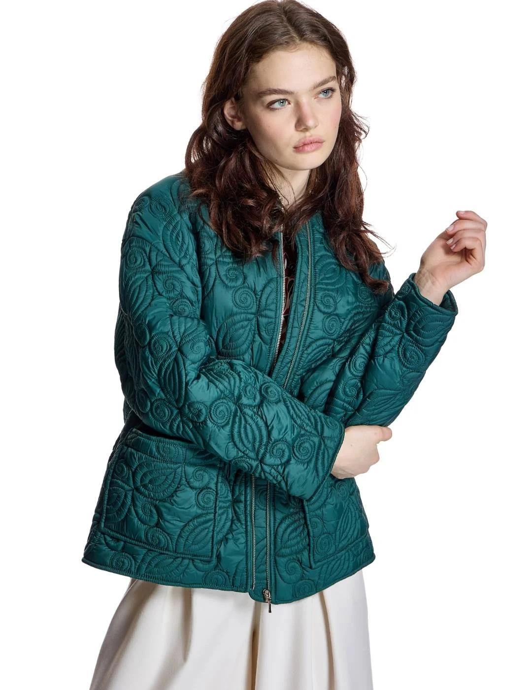 Alba Conde Cazadora verde esmeralda
