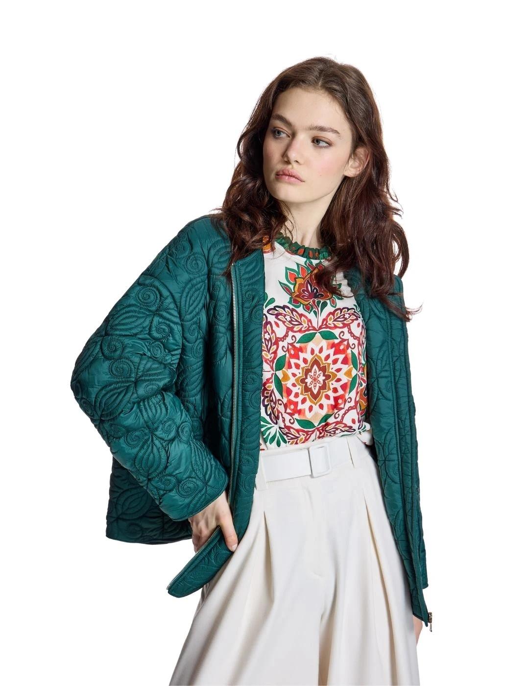 Alba Conde Cazadora verde esmeralda