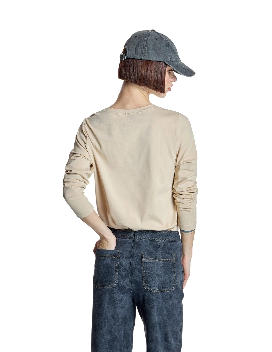 Alba Conde Camiseta Beige con print de oso