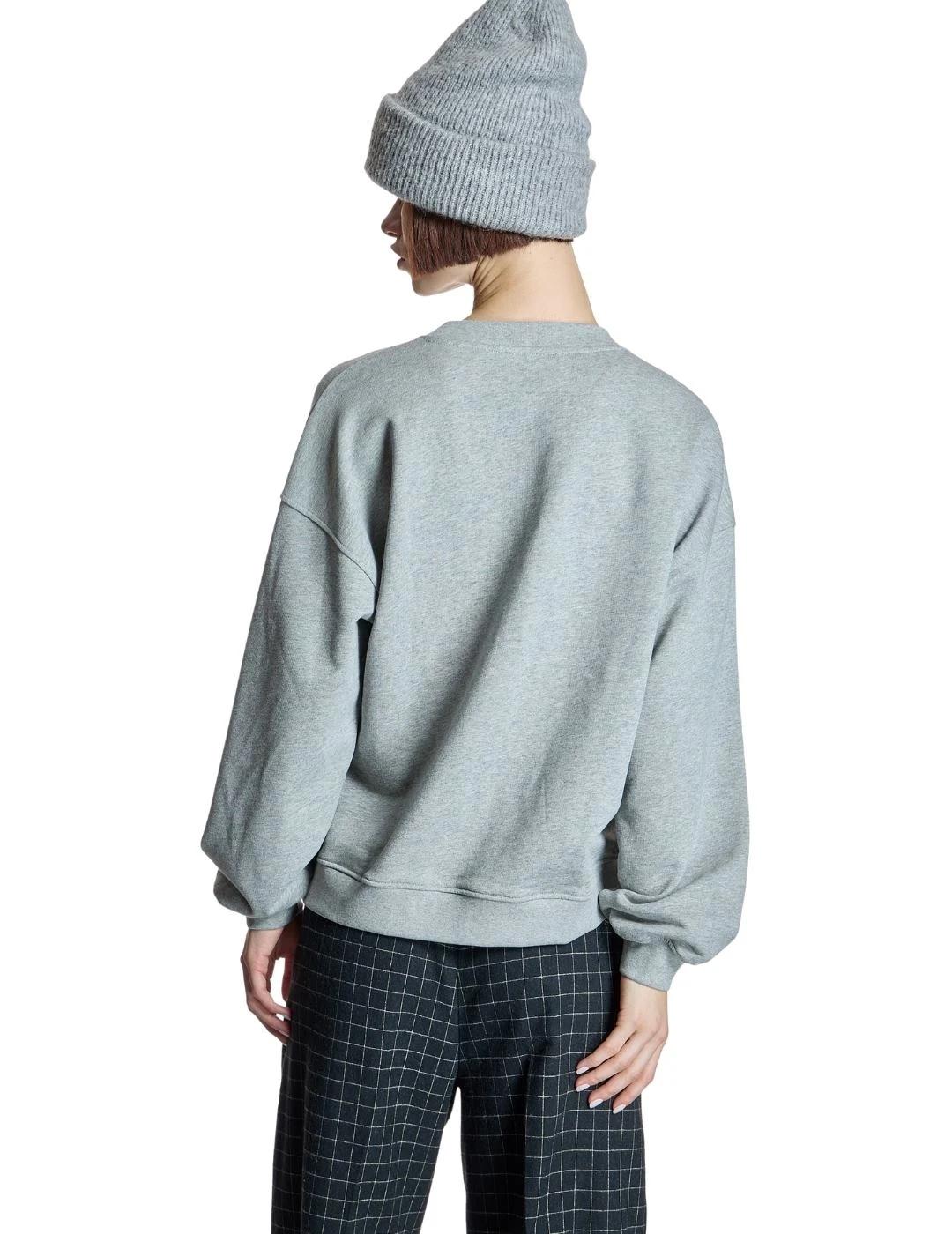 Alba Conde Sudadera Gris con print de oso