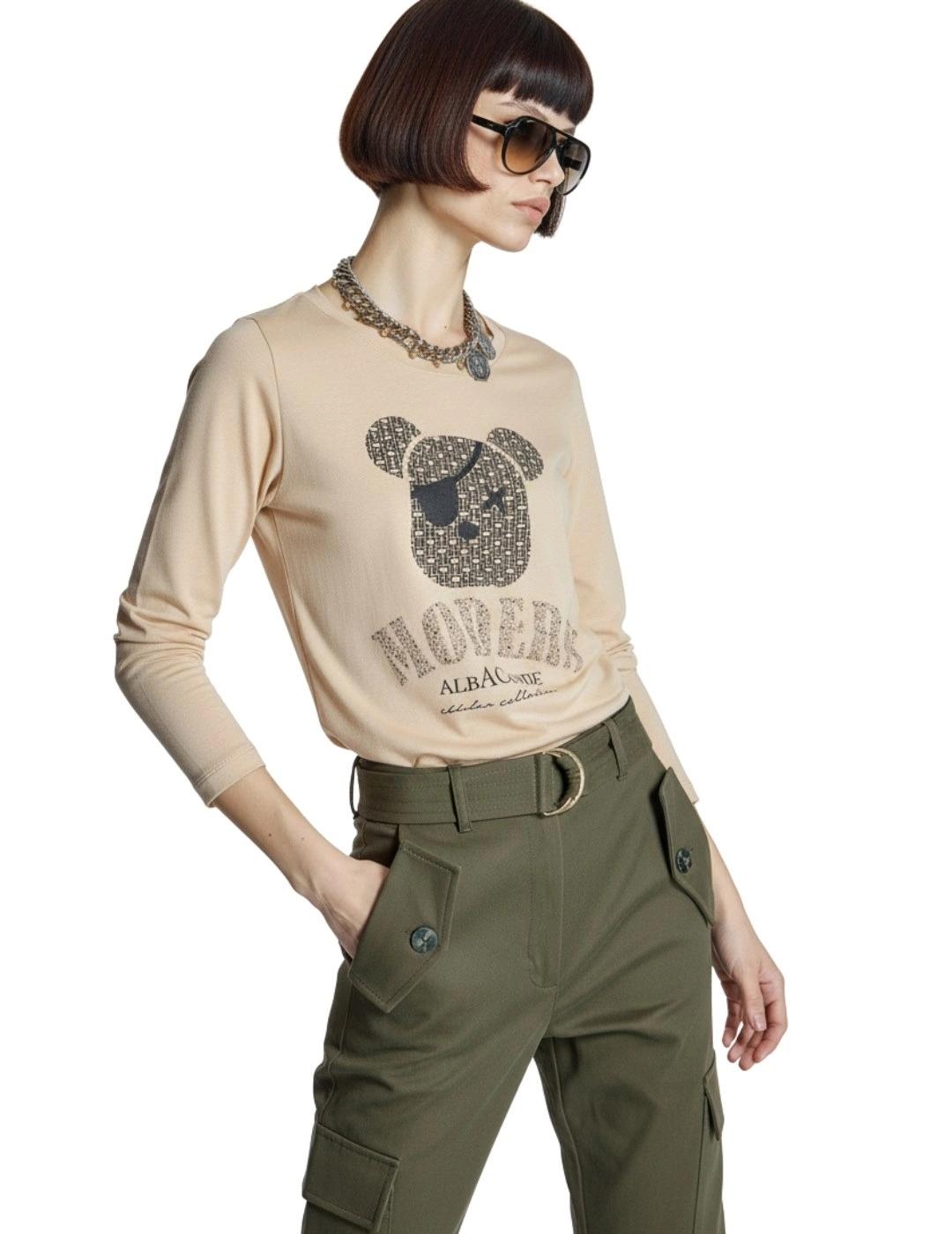 Alba Conde Camiseta Natural dibujo oso