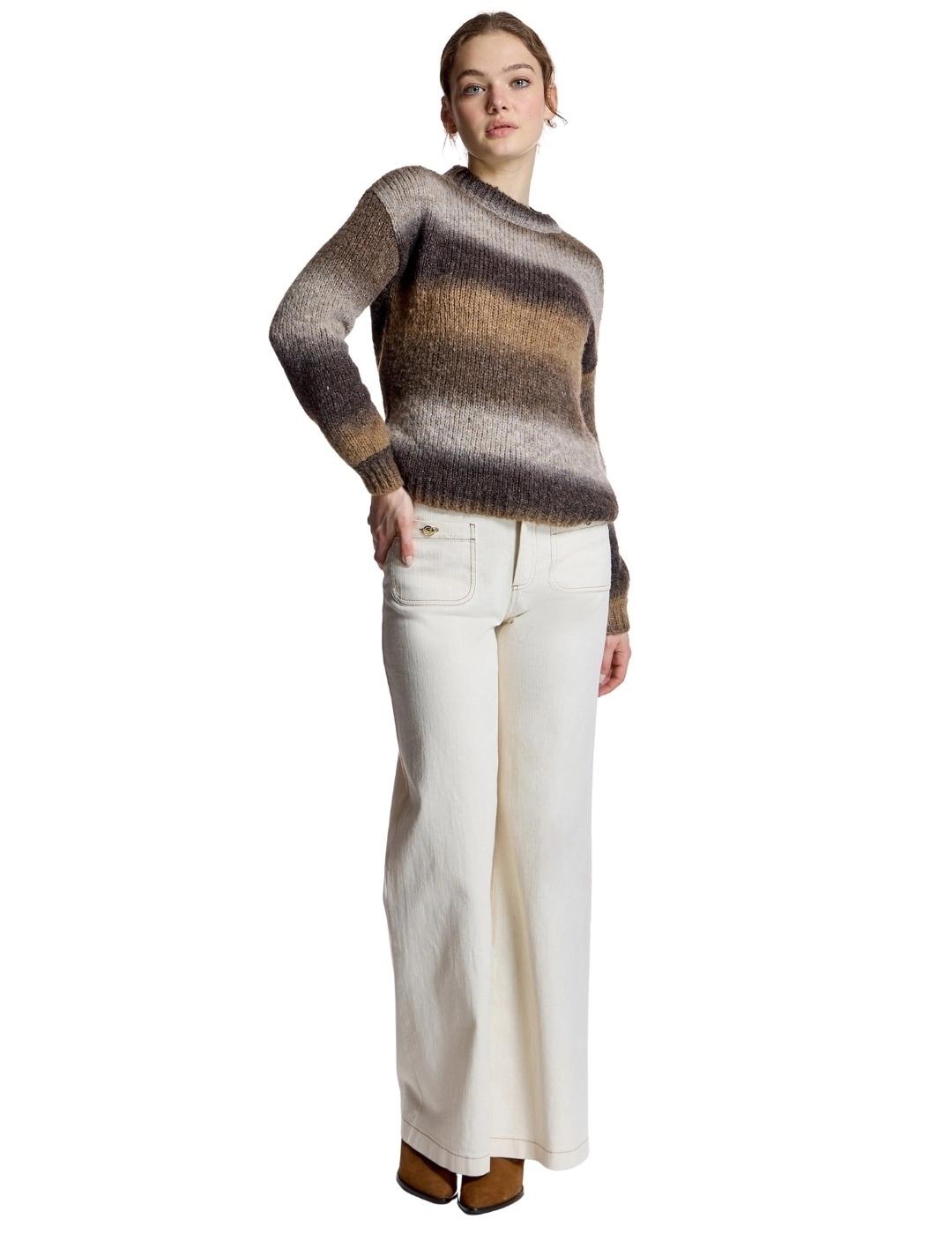 Alba Conde Jersey Marrón de rayas anchas