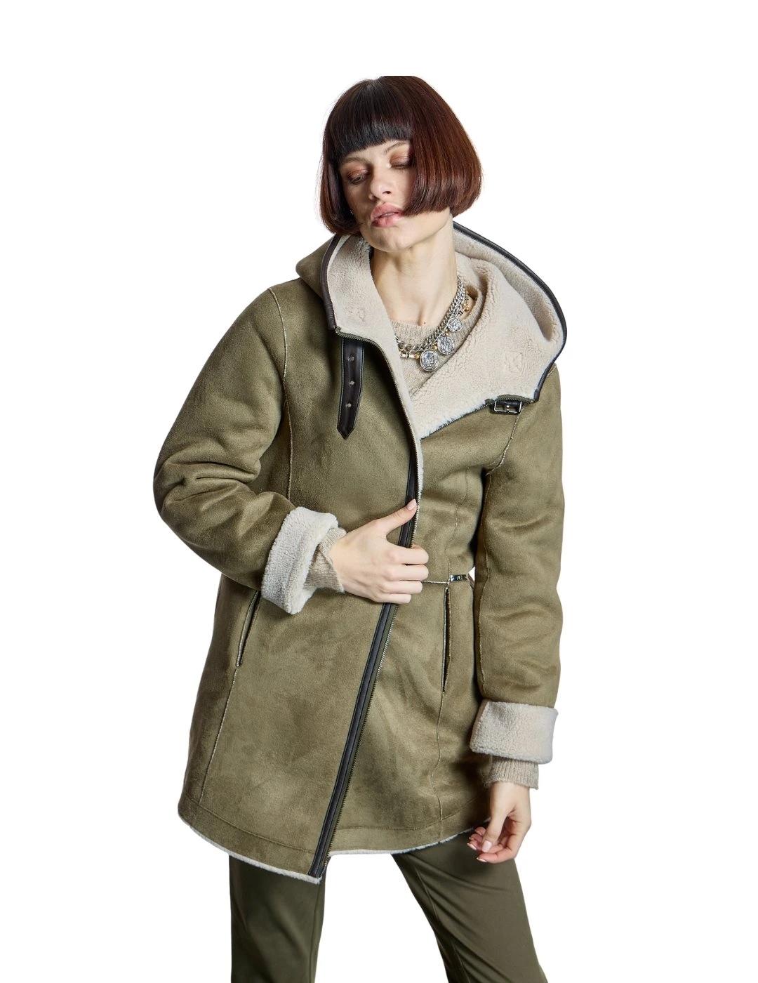 Alba Conde Chaquetón Kaki doble faz