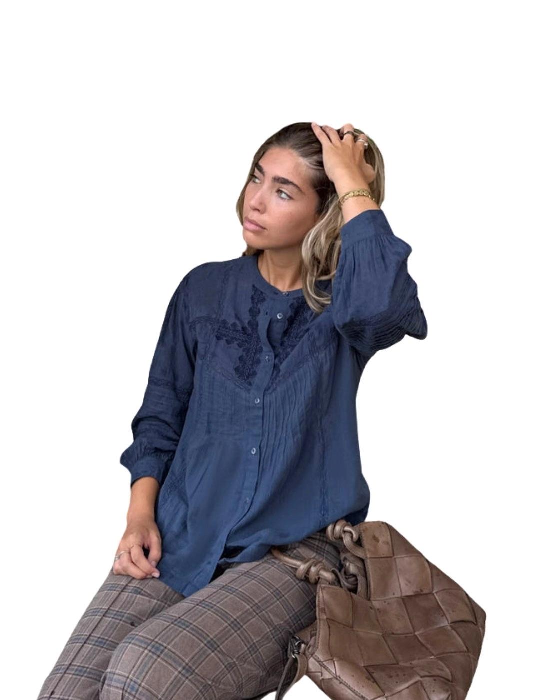 Indi & Cold Camisa Bordado Étnico Índigo