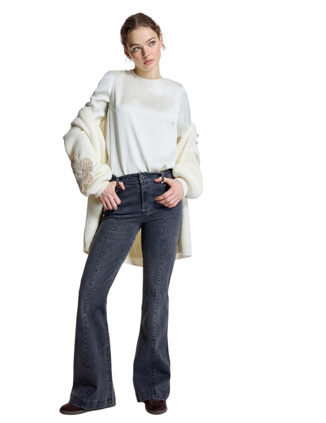 Alba Conde Pantalón Gris acampanado