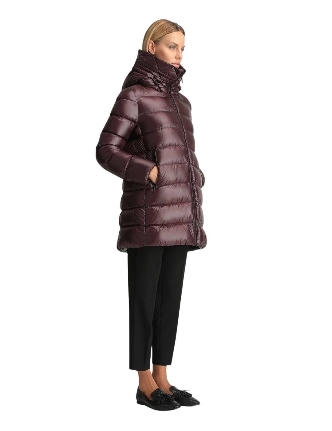 Plumas Hetregó Largo Trapecio Hygiea Berenjena Para Mujer