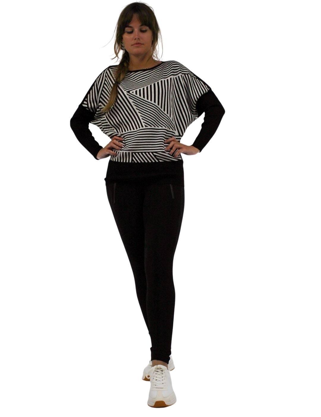 Jersey Hongo Negro Estampado Para Mujer