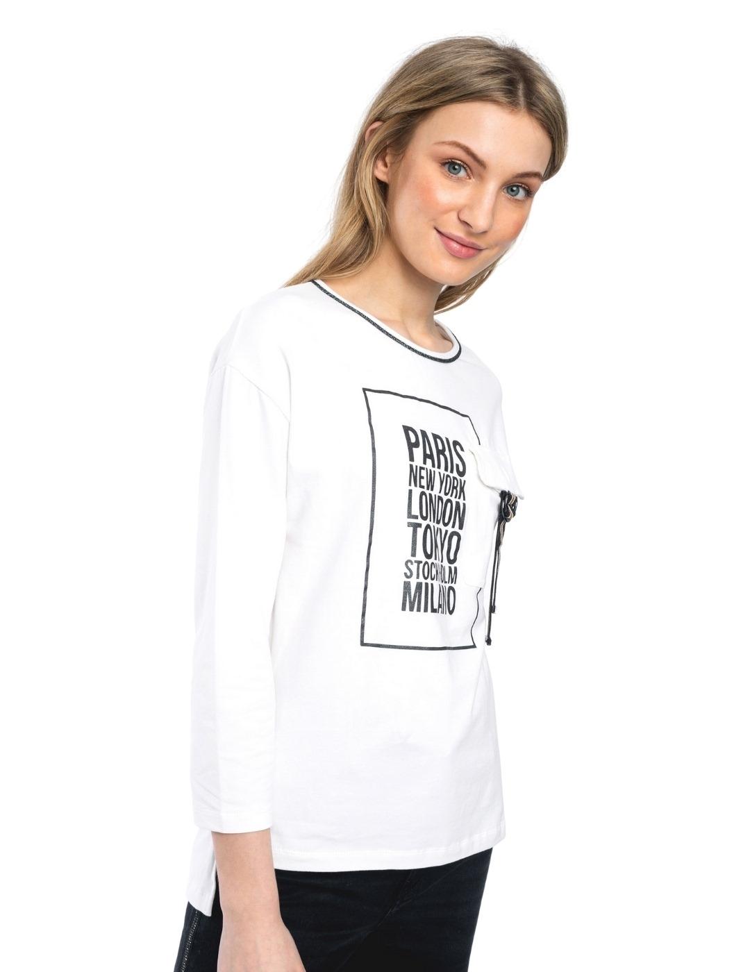 Camiseta Alba Conde Crudo Texto Para Mujer